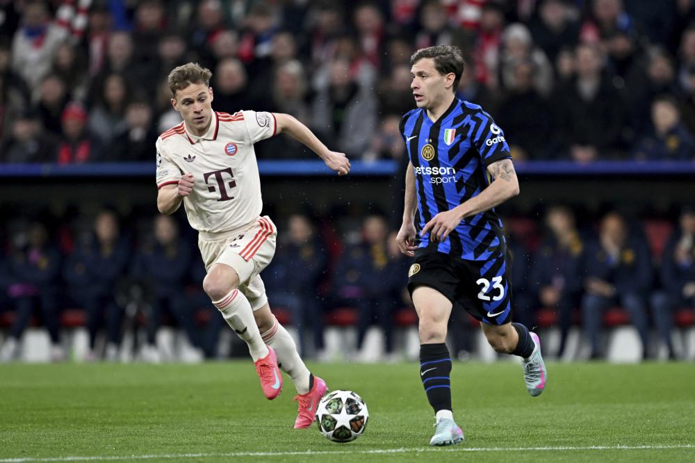 在少一人的 在少一人的